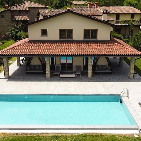 Villa Chimera Poppi Exterior photo